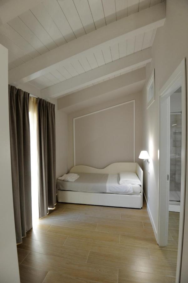 B&B La Dolce Vita Fondi Extérieur photo